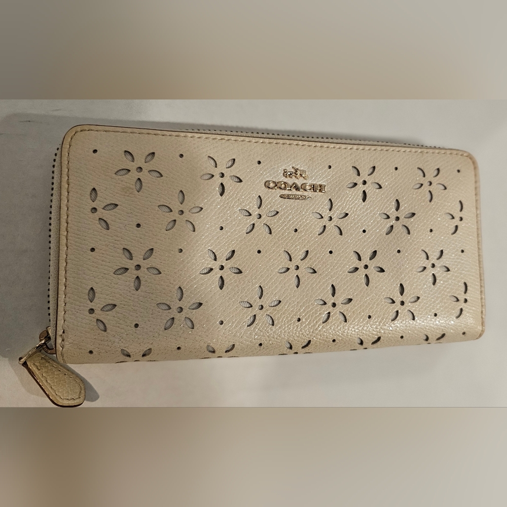 COACH Ivory Accordion Zip Wallet w/Floral Cutouts